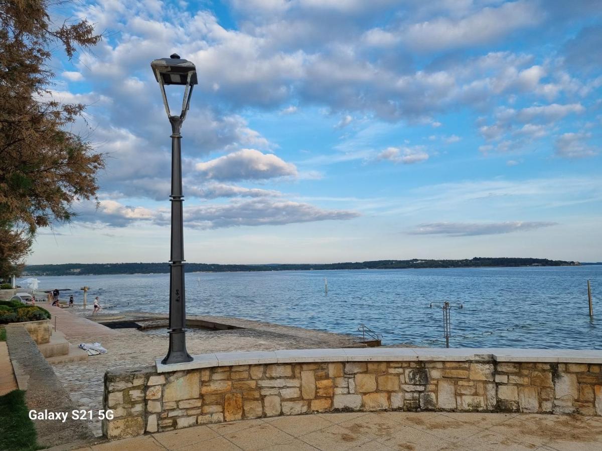 Apartment Rivarela Blu - Newly Renovated And Top Location Near Sea Novigrad Istria Extérieur photo